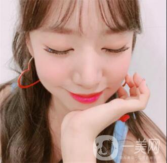 成都隆鼻手術(shù)費(fèi)用