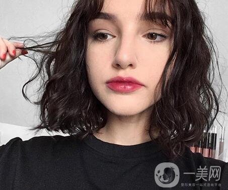 內(nèi)切鼻翼縮小多久才能恢復(fù)？是否會(huì)留下疤痕？