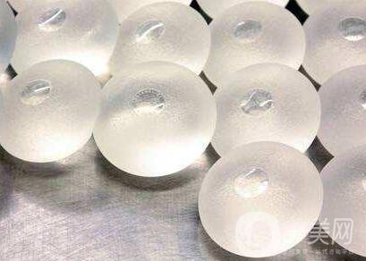 隆胸假體取出有沒有后遺癥？要怎么護(hù)理？