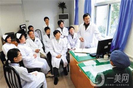 福建醫(yī)科大學(xué)附屬第一醫(yī)院整形美容科項(xiàng)目?jī)r(jià)格表曝光