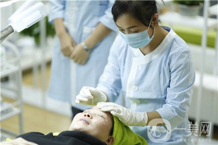 激光祛斑祛痘好不好？要調(diào)節(jié)多少次？