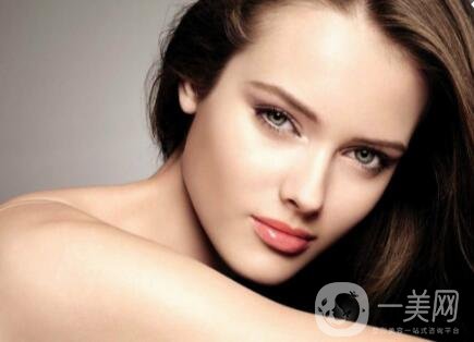 自體脂肪填充拆線