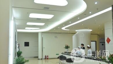 長沙愛**整形醫(yī)院價(jià)格表