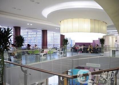 北京空軍總醫(yī)院整形科價格表明細爆出，附醫(yī)院概況