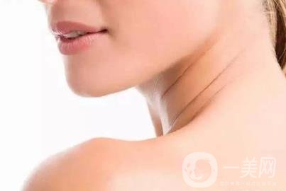 除頸紋用什么方法比較好見*快？