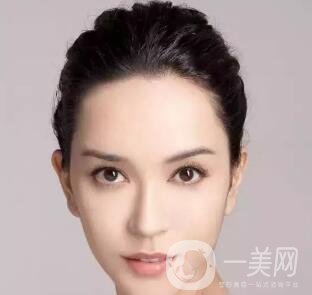 隆鼻手術的風險大嗎？有哪些？