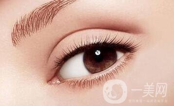 吸雕雙眼皮手術(shù)過程介紹和注意事項一覽