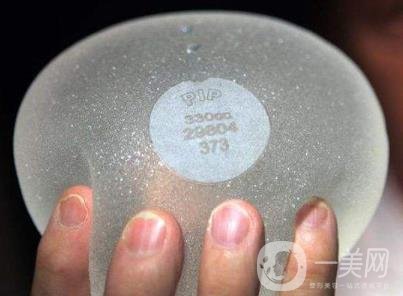 娜高乳房假體能用一輩子嗎？