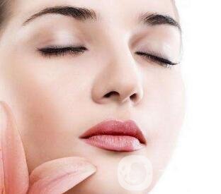 固體硅膠隆鼻好不好？有危害嗎？