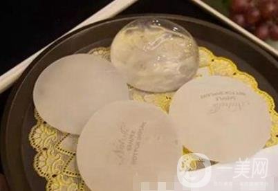 娜綺麗隆胸多久變軟？怎么加速變軟？