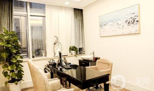 上海光博士整形醫(yī)院價(jià)格表