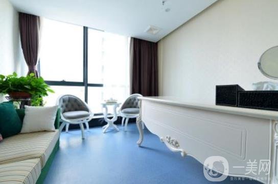 長(zhǎng)沙新發(fā)現(xiàn)整形美容醫(yī)院價(jià)格表