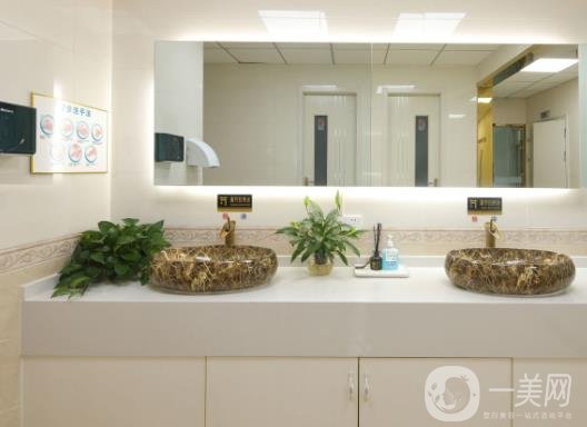 南京鳳凰島整形醫(yī)院價(jià)格表2020年全新明細(xì)更新