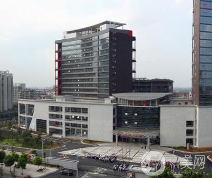 南華大學(xué)附屬第二醫(yī)院醫(yī)療美容科價格表整形費用明細一覽