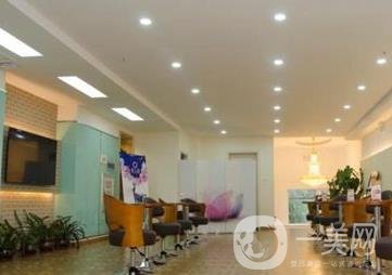 長(zhǎng)春艾爾麗整形美容醫(yī)院(原趙廣文整形醫(yī)院)價(jià)格表_趙廣文醫(yī)生簡(jiǎn)介