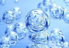 注射玻尿酸后喝酒會(huì)怎么樣，注射玻尿酸有哪些危害？