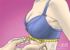 蜜桃假體隆胸自然嗎？術后護理需要做什么？