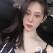 就在三個(gè)月前，因?yàn)閷?shí)在忍受不了，自己顯老的眼角紋了