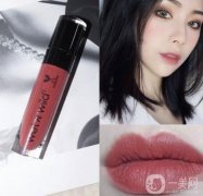 平價口紅中的戰(zhàn)斗機：濕又野、Milani和Essence的組合