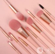 十款化妝刷套裝推薦：從入門(mén)到進(jìn)階，讓你輕松上手