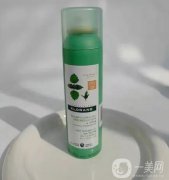 氧川發(fā)香養(yǎng)護(hù)噴霧好用嗎？甜美無(wú)花果香，讓你成為焦點(diǎn)