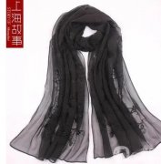 冬日時(shí)尚保暖秘籍：選購(gòu)高品質(zhì)羊毛圍巾的十大品牌推薦