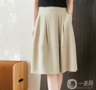 A字裙：梨形身材的時(shí)尚救贖