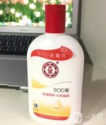 保濕至尊：礦脂礦油在護(hù)膚品中的應(yīng)用