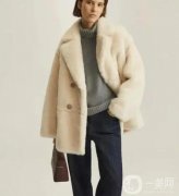 世界羊絨衫奢侈品牌：傳統(tǒng)工藝與現(xiàn)代設(shè)計(jì)的融合