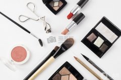 中國(guó)化妝品行業(yè)：全球市場(chǎng)概覽與前景展望