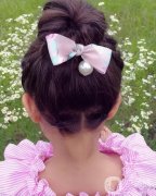  小女孩盤(pán)頭簡(jiǎn)單的方法有哪些？打造可愛(ài)發(fā)型