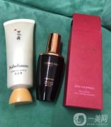 彤人秘精華露：金秀賢肌膚的秘密武器，讓你的肌膚也能水嫩亮澤！