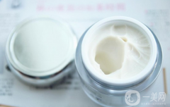 混合性皮膚適合什么護(hù)膚品