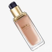 掌握涂粉底液的佳時機，打造底妝!