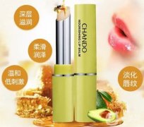 自然堂柔嫩保濕護(hù)唇膏：秋冬季唇部呵護(hù)的秘密武器