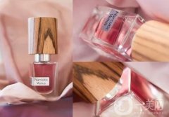 香水：時尚與靈魂的觸碰