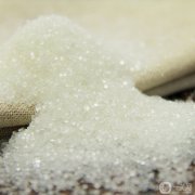 兩臉頰紅色痘印很難消