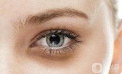  黑眼圈大作戰(zhàn)：從成因到對策，讓你告別熊貓眼！