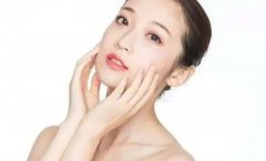 補(bǔ)水保濕攻略：應(yīng)對(duì)多變氣候的皮膚守護(hù)