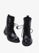 馬丁靴搭配什么褲子好看