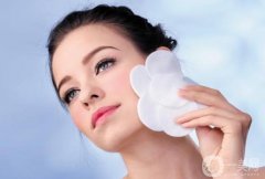 派對狂歡后的護膚大戰(zhàn)：如何一秒卸妝，讓肌膚零負擔?