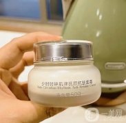 熬夜修仙，肌膚逆襲——我的面霜神器之旅