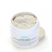 護膚路上，如何有效預(yù)防白頭粉刺?