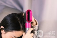 齊劉海與露額頭的搭配，讓你輕松成為時尚焦點!