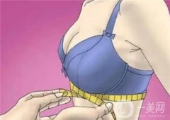 假體隆胸后滲漏可以修復(fù)嗎？