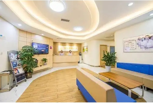 成都靠譜的植發(fā)機(jī)構(gòu)排名：恒博、恒美、新生上榜前五！這幾家醫(yī)院廣受好評